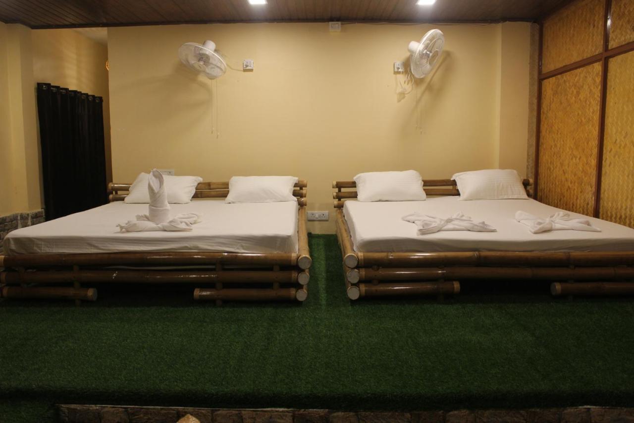 Hotel Tusker Tea County à Chālsa Extérieur photo